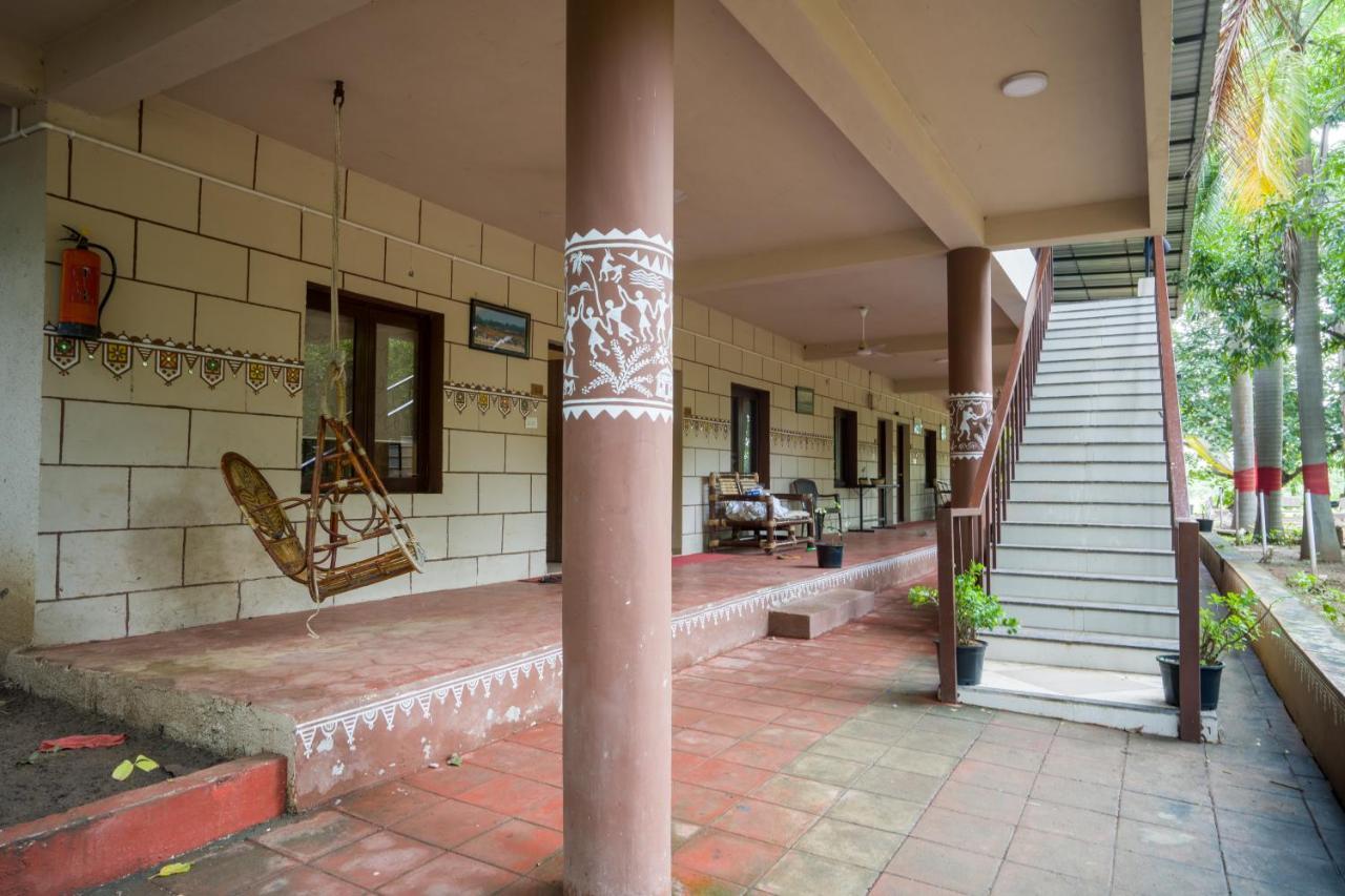 Vananchal Resort Jambughoda Exteriör bild
