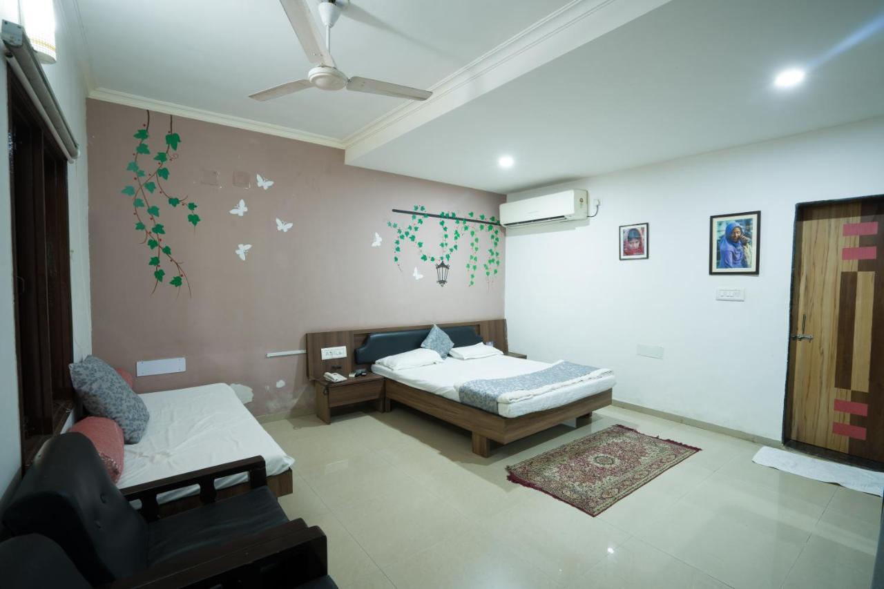 Vananchal Resort Jambughoda Exteriör bild